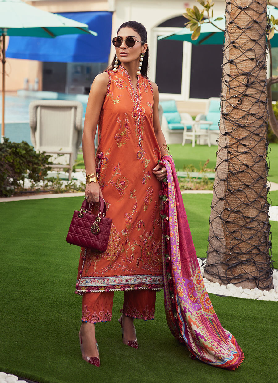 Farah Talib Aziz - WES Luxury Lawn Collection '25