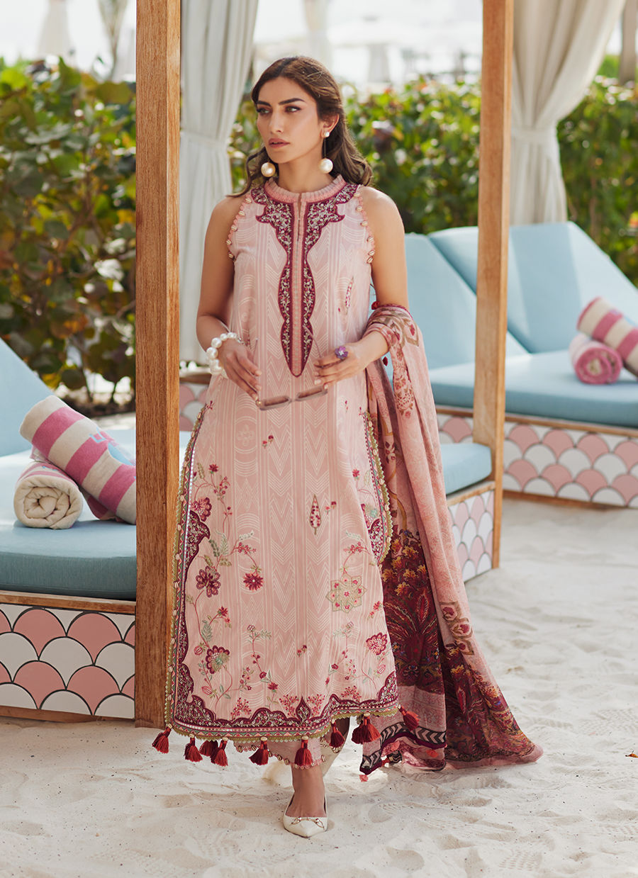 Farah Talib Aziz - WES Luxury Lawn Collection '25