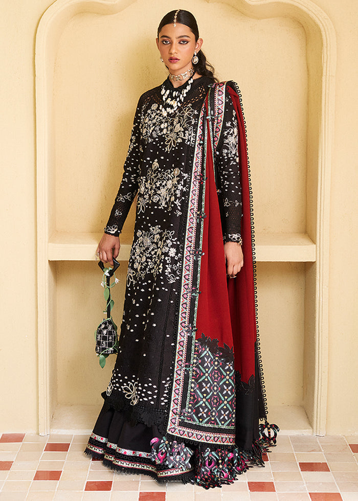 Suffuse - Luxury Lawn Collection '25