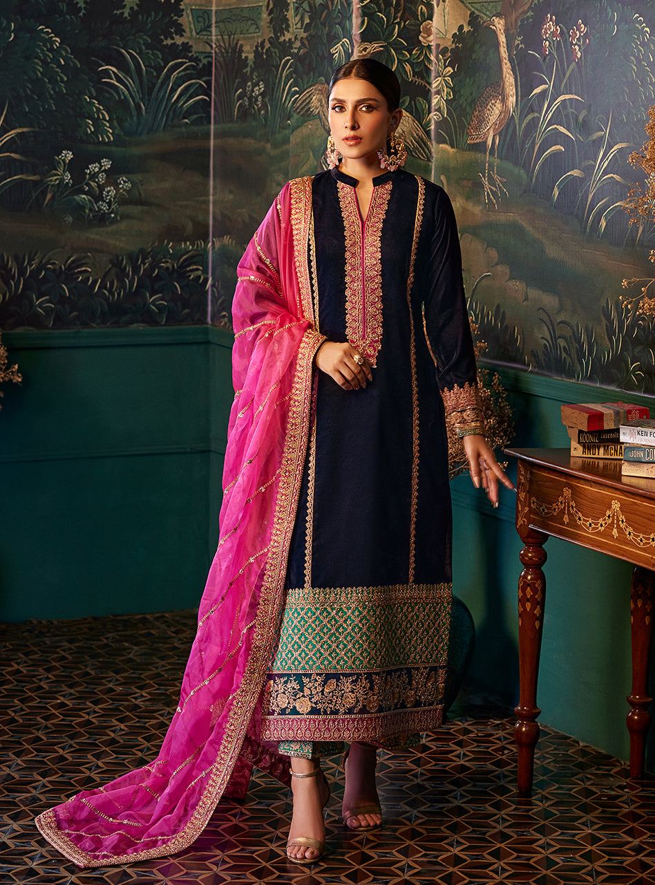 Zainab Chottani - Velvet Unstitched ‘23