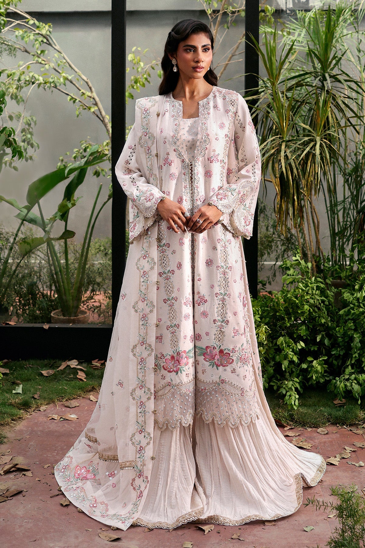 Afrozeh - La Fuchsia Festive '25