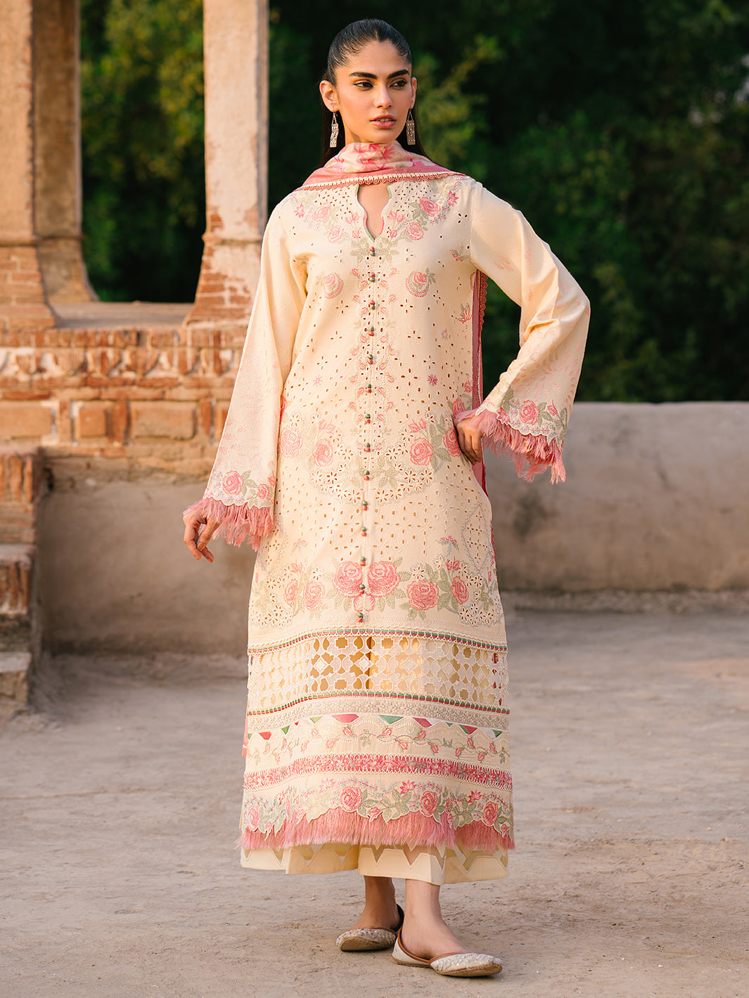 Bin Ilyaas - Gulabi Baagh Karandi Winter Collection '24