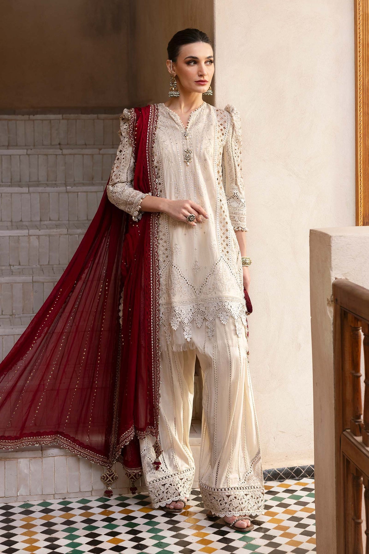 Maria B - Luxury Lawn '25