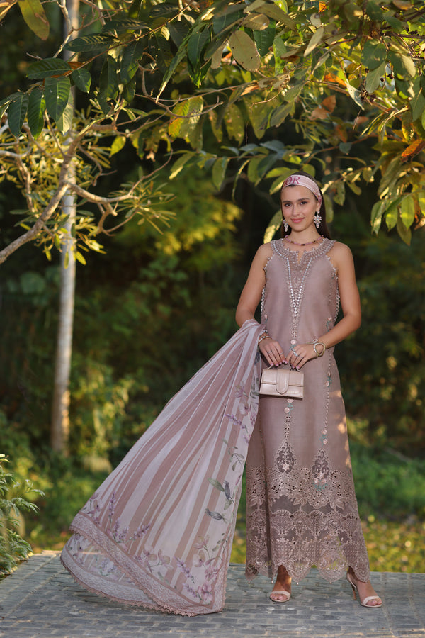 Noor by Saadia Asad - Luxe Chikankari '25