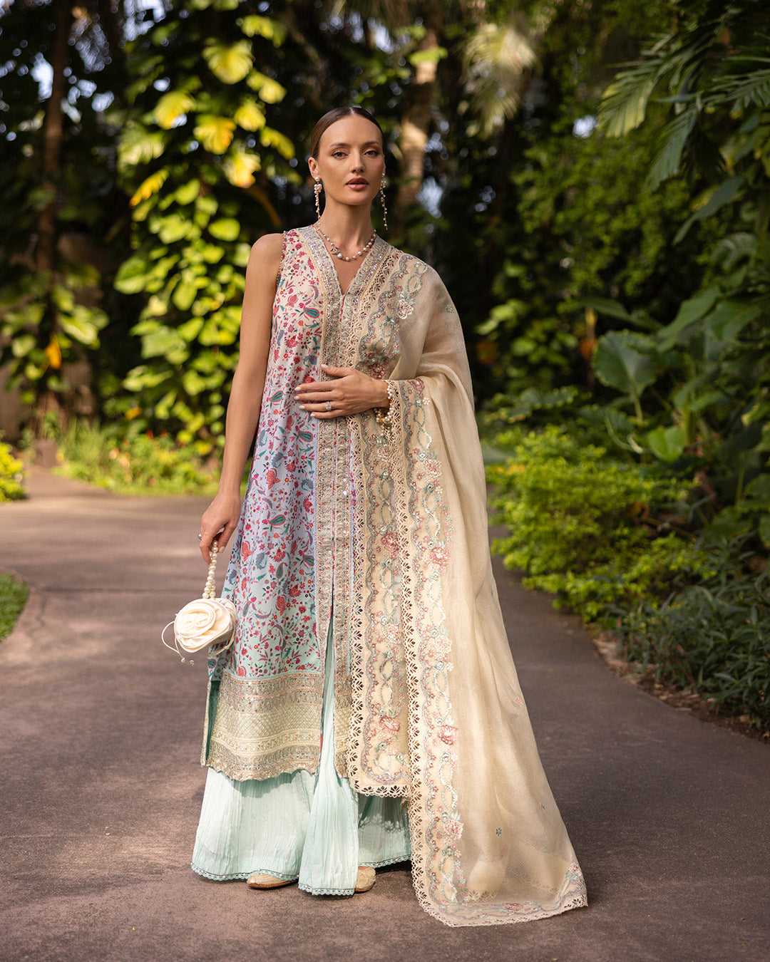 Faiza Saqlain - Zinnia Luxury Lawn '25