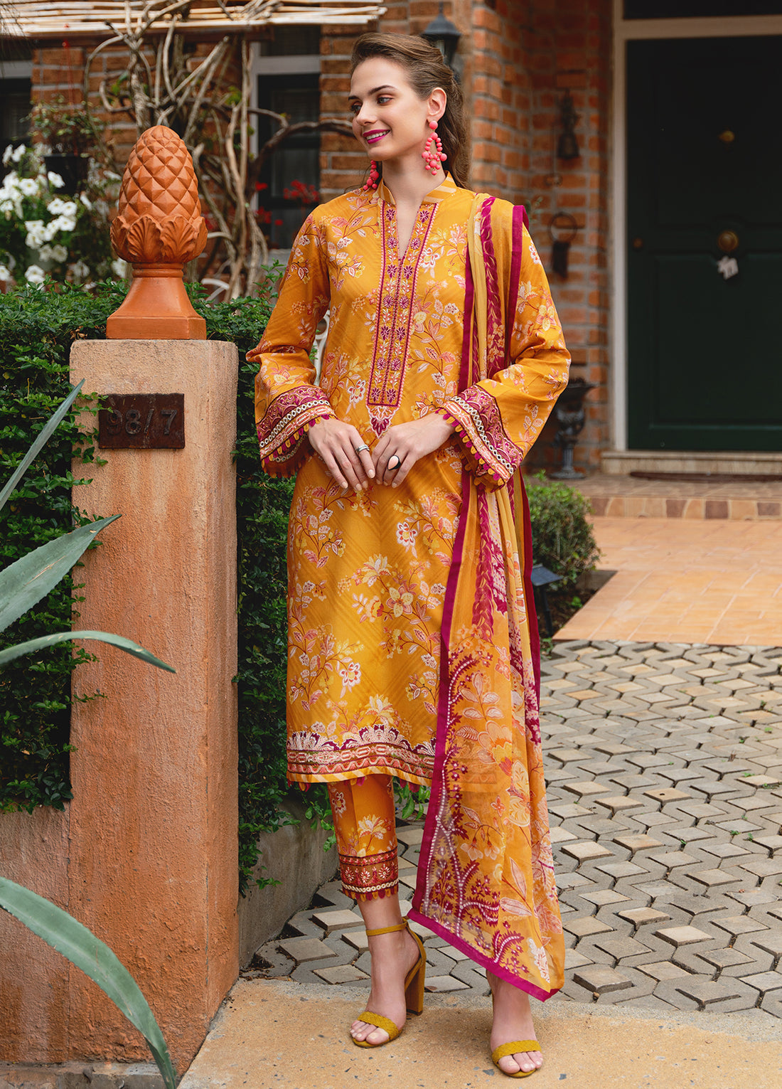Gulaal - The Enchanted Garden '24