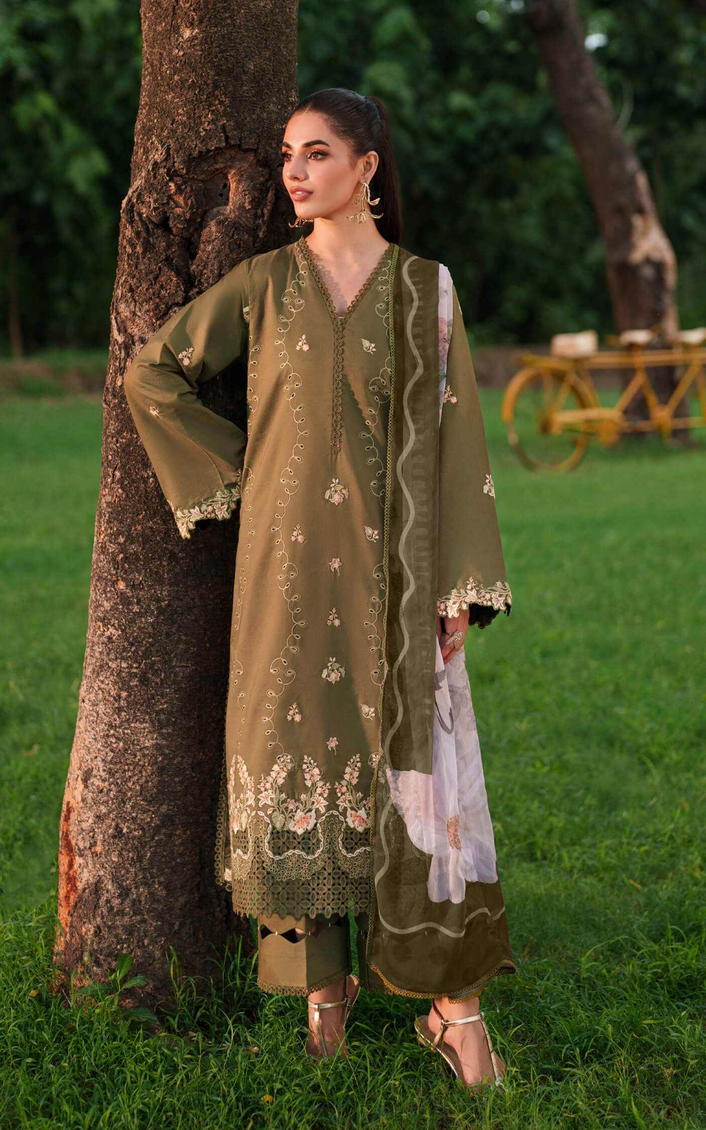 Asifa & Nabeel - EDEN Cambric Unstitched Collection '25