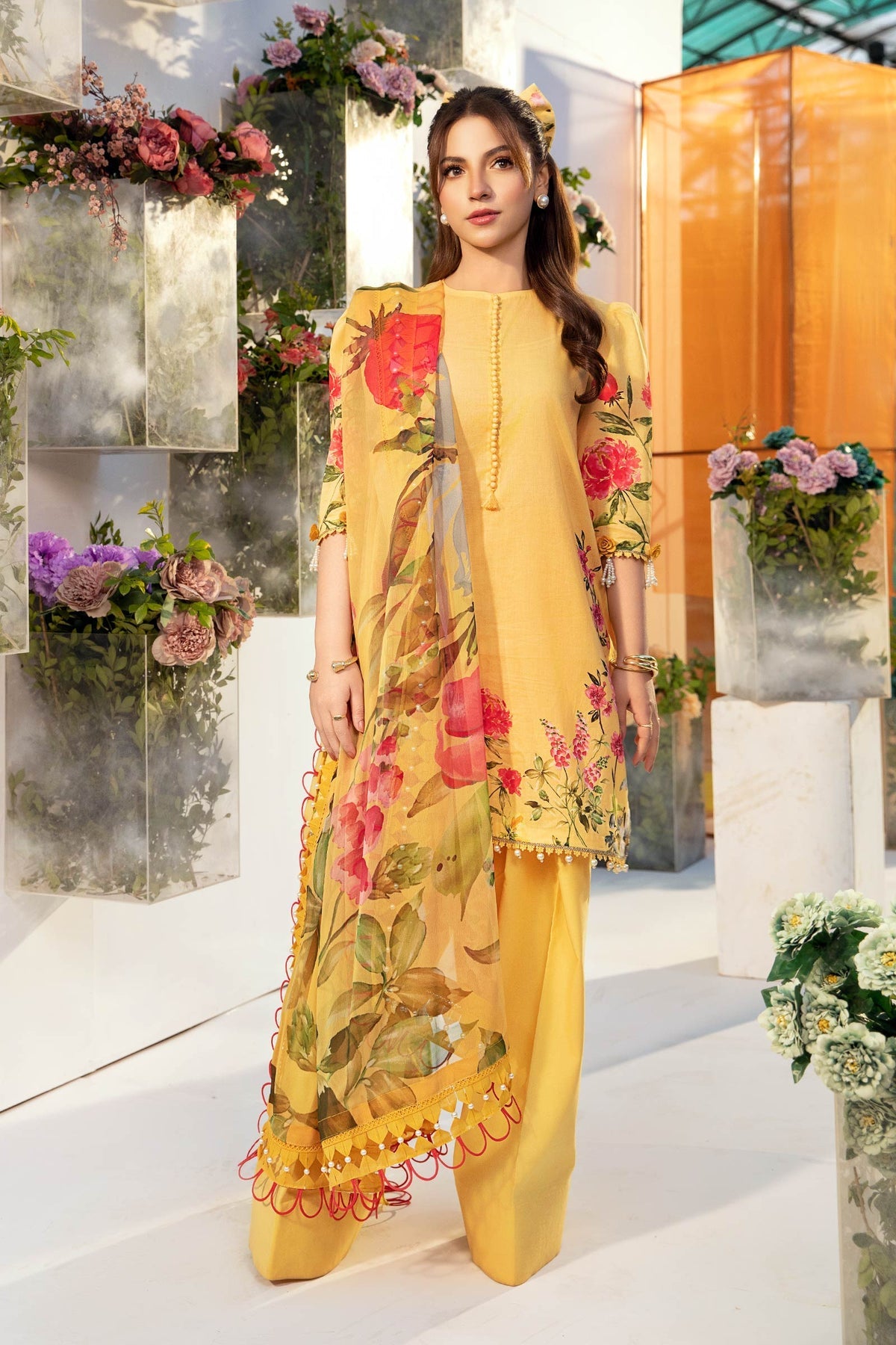 Maria B - M Basic Lawn '25