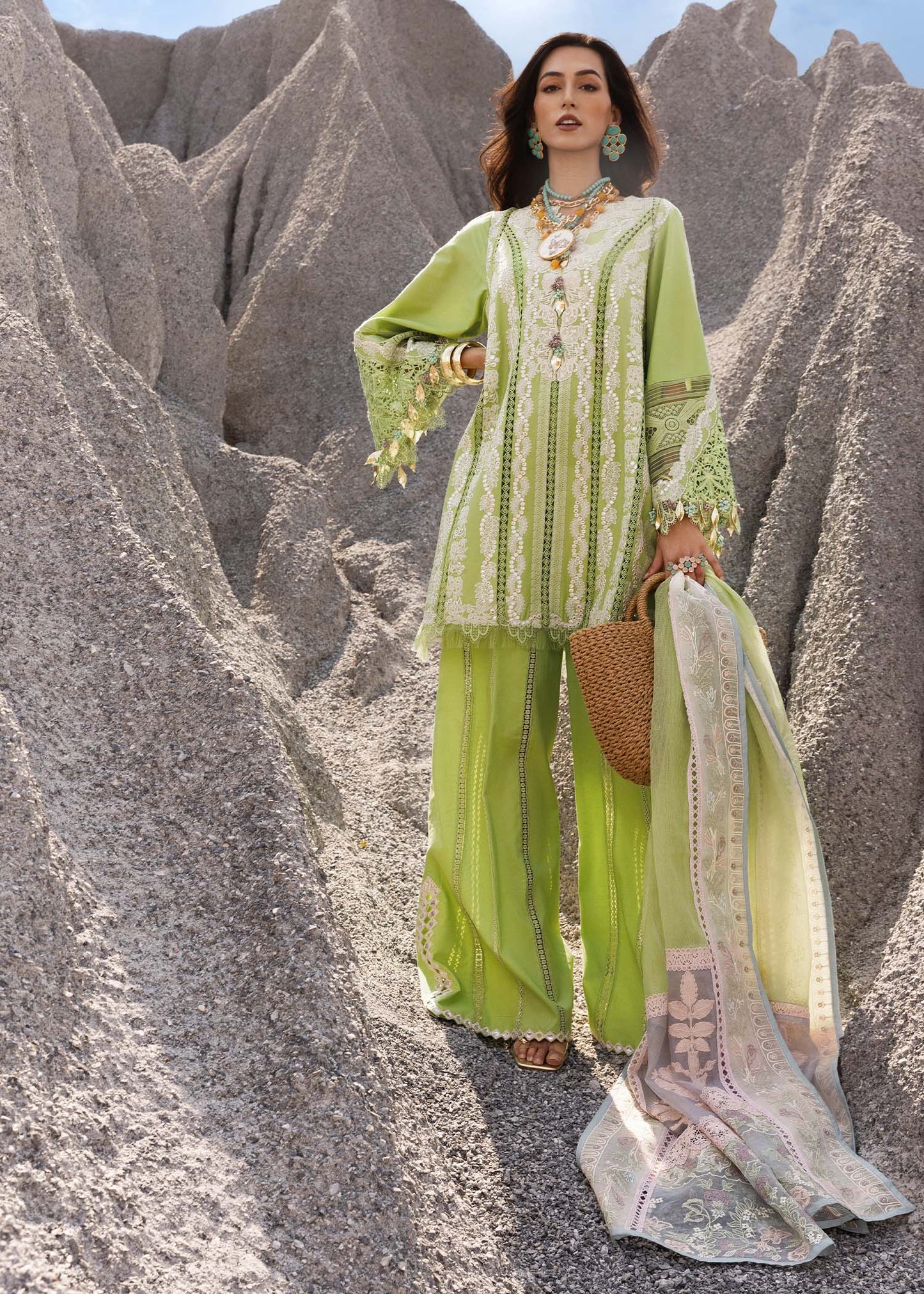 Saira Shakira - Unstitched Lawn '25