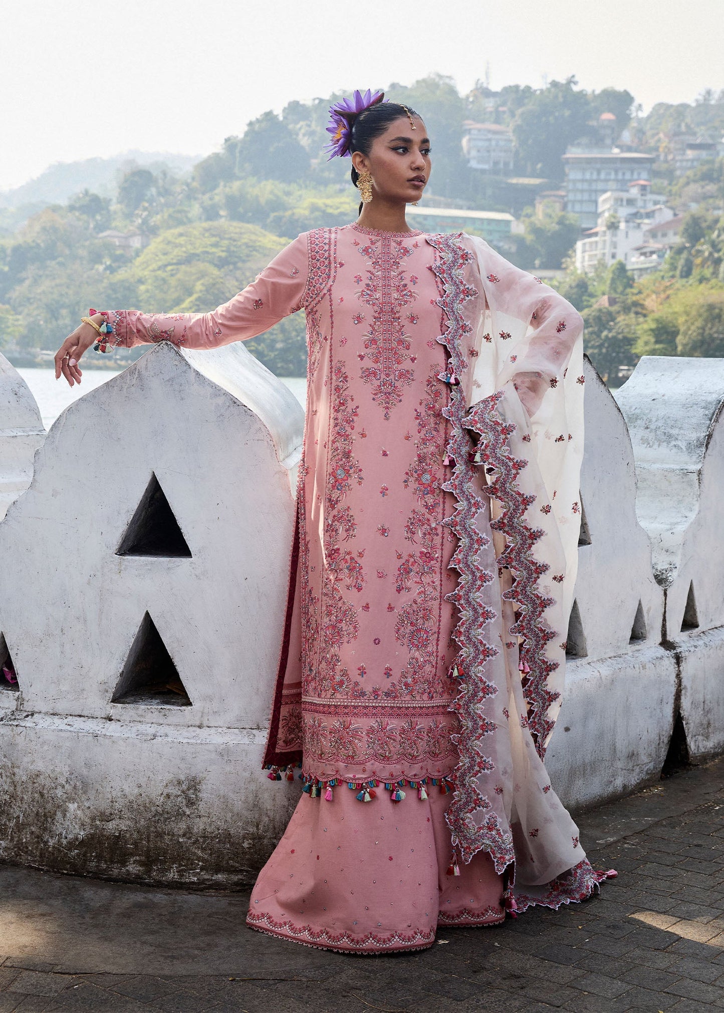 Hussain Rehar - Luxury Lawn '25