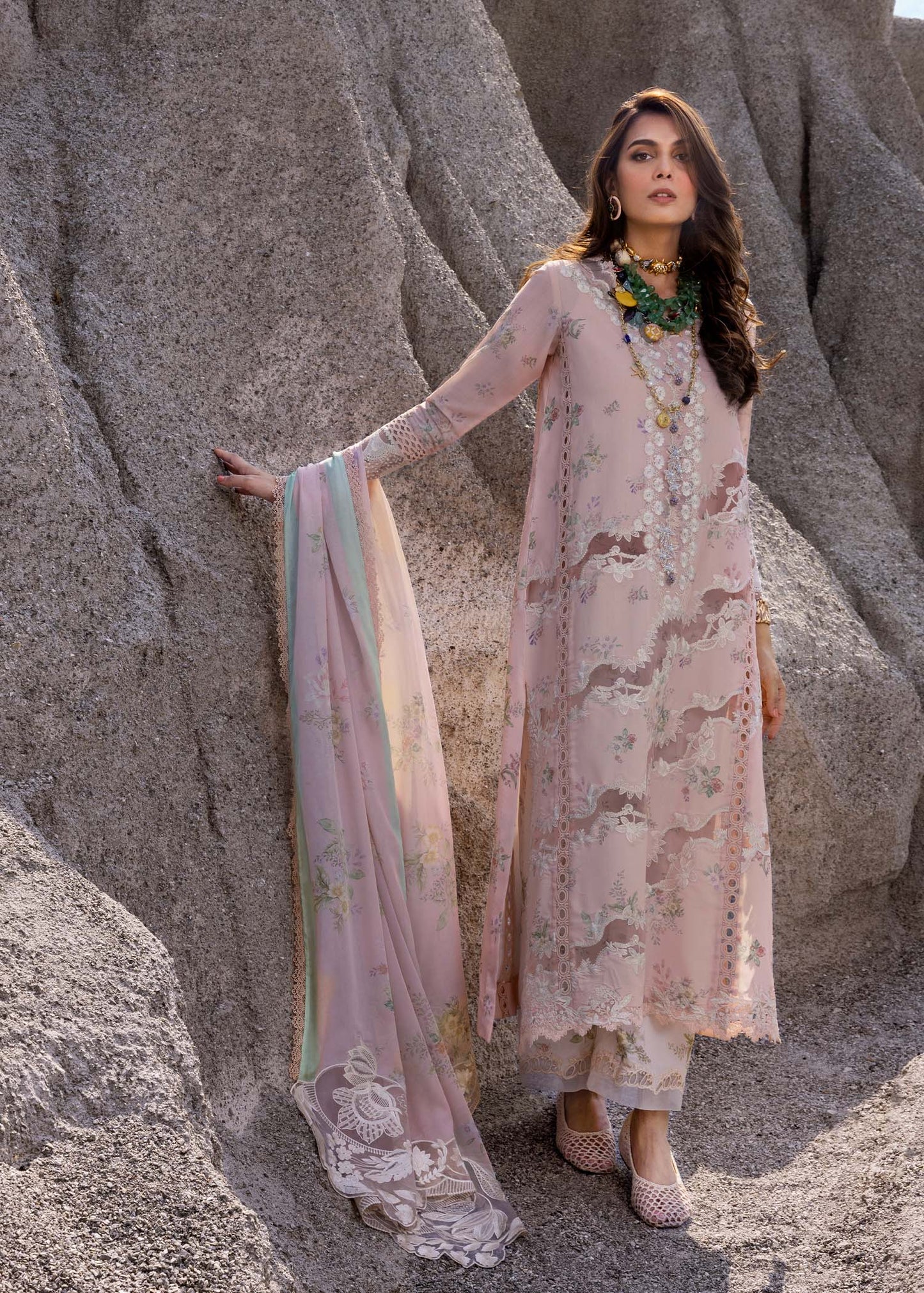 Saira Shakira - Unstitched Lawn '25