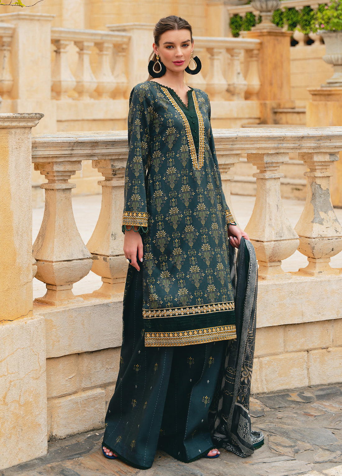 Gulaal - The Enchanted Garden '24