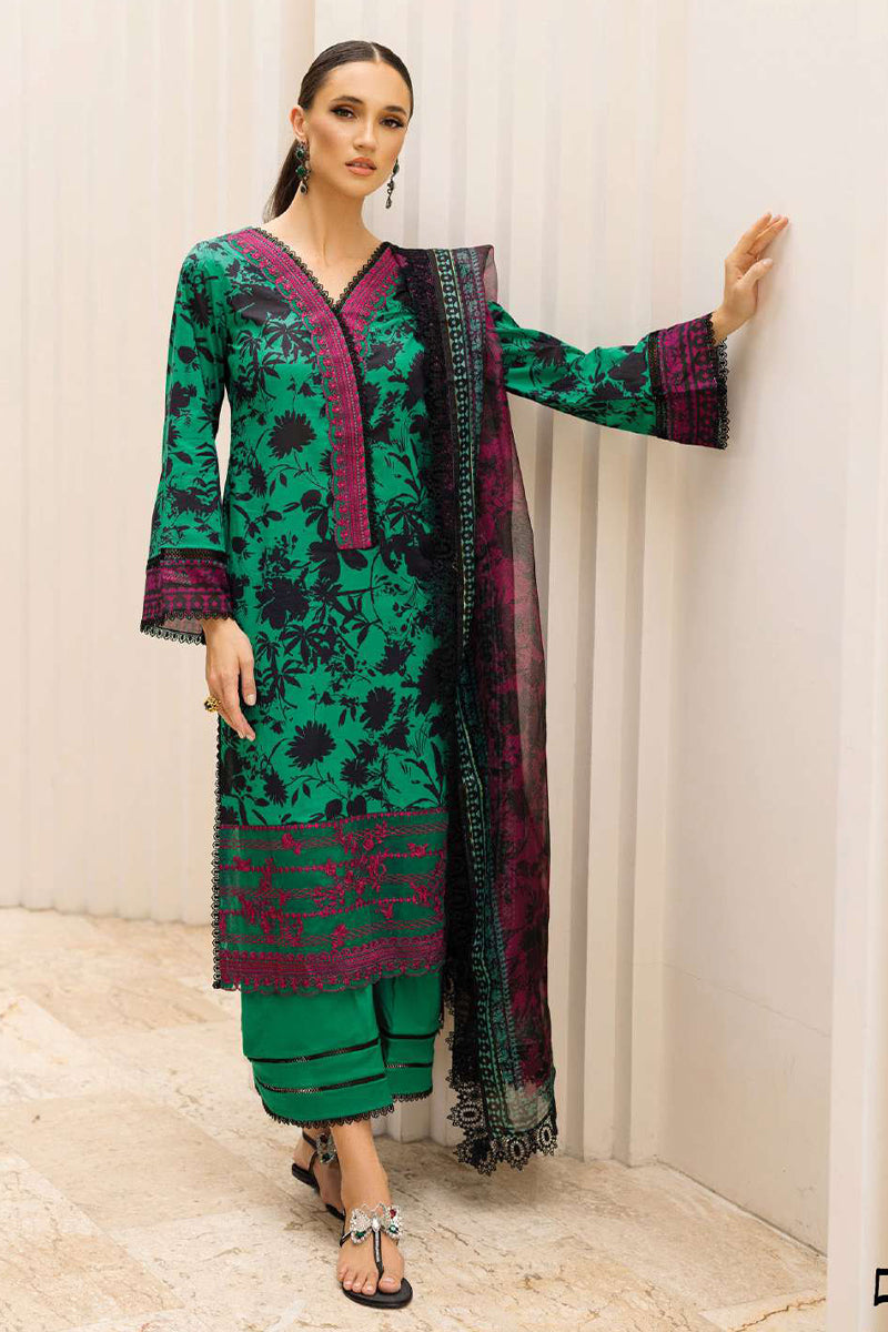 Tahra Lawn By Zainab Chottani '23