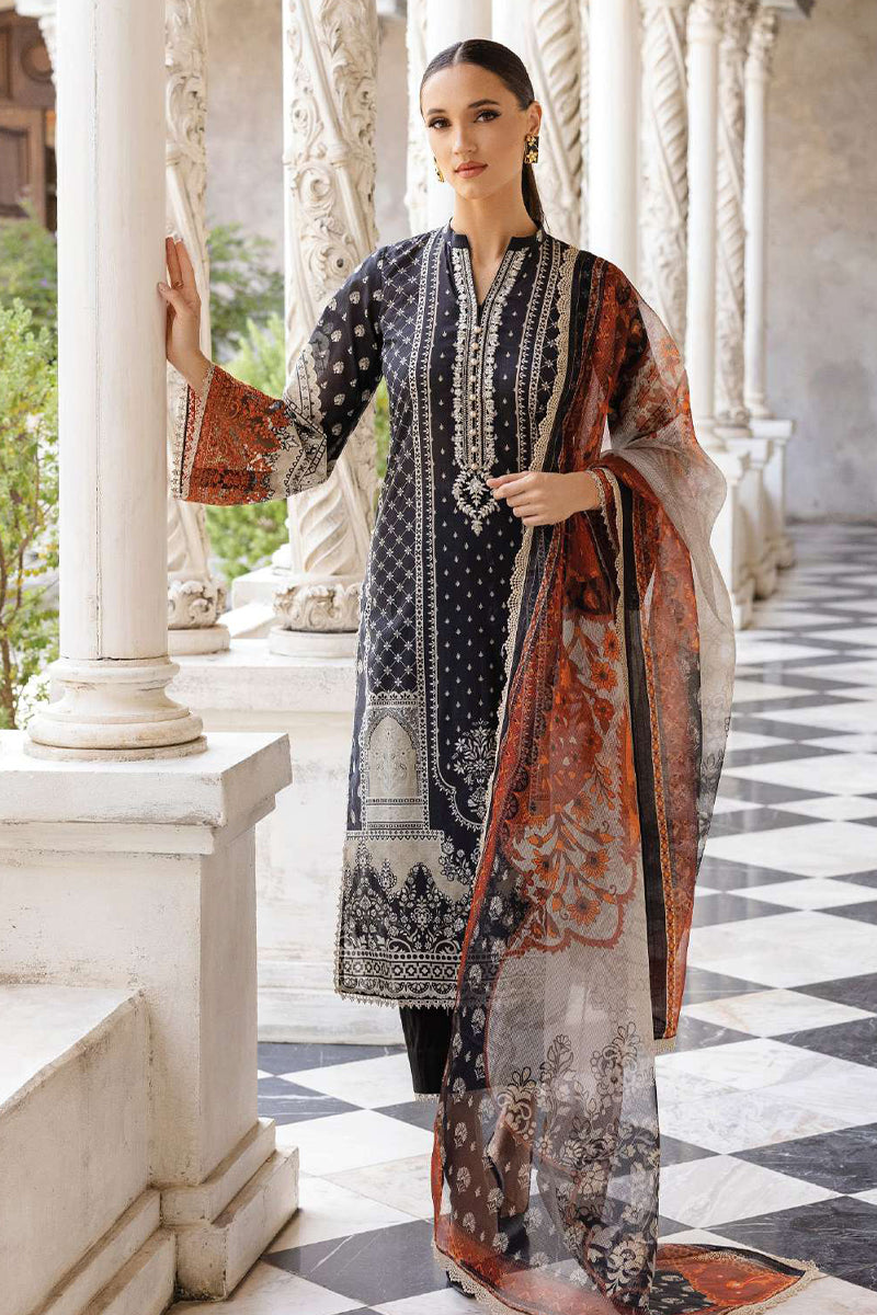 Tahra Lawn By Zainab Chottani '23