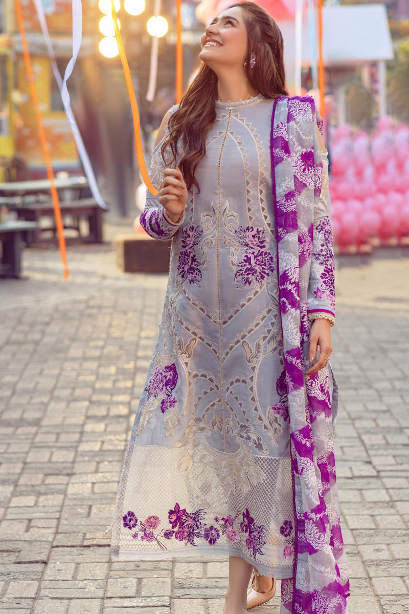 Lilibet Luxury Lawn'22