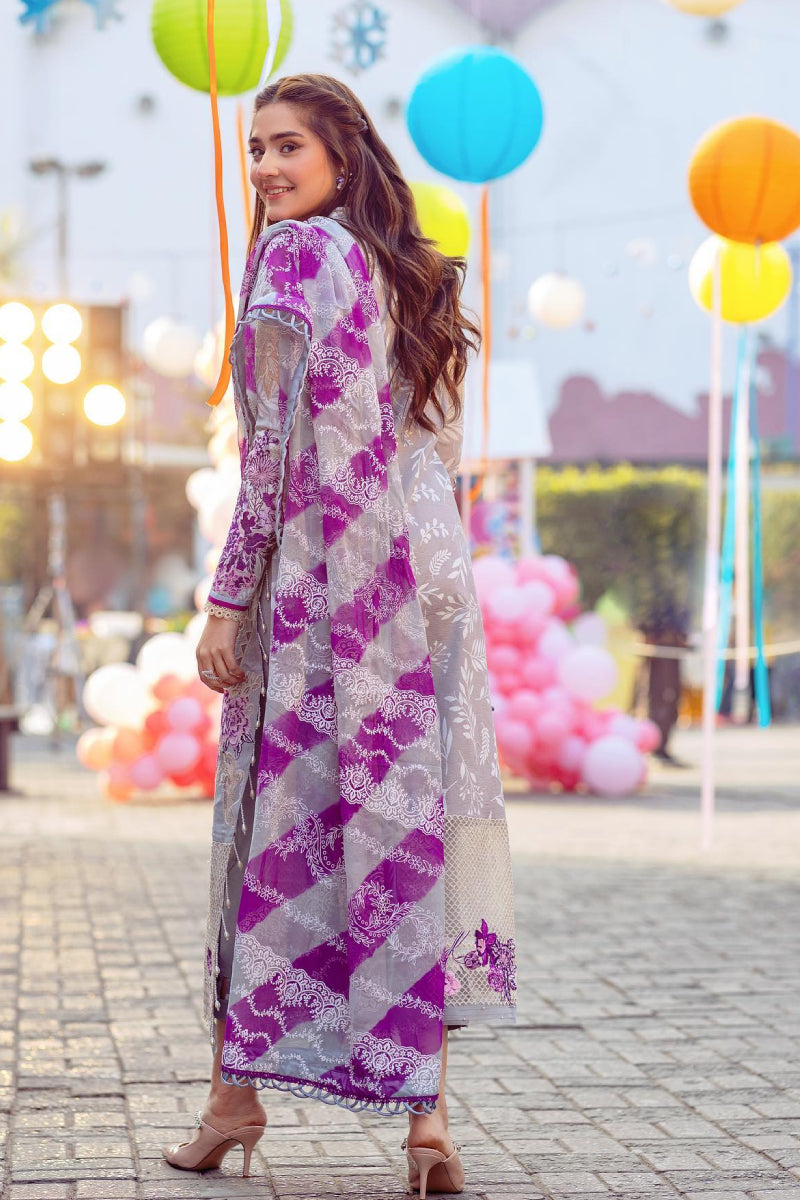 Lilibet Luxury Lawn'22