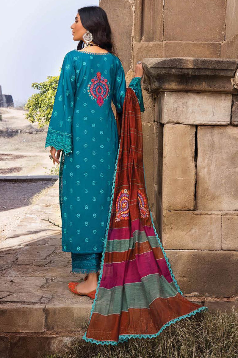 Zainab Chottani Chikankari'22