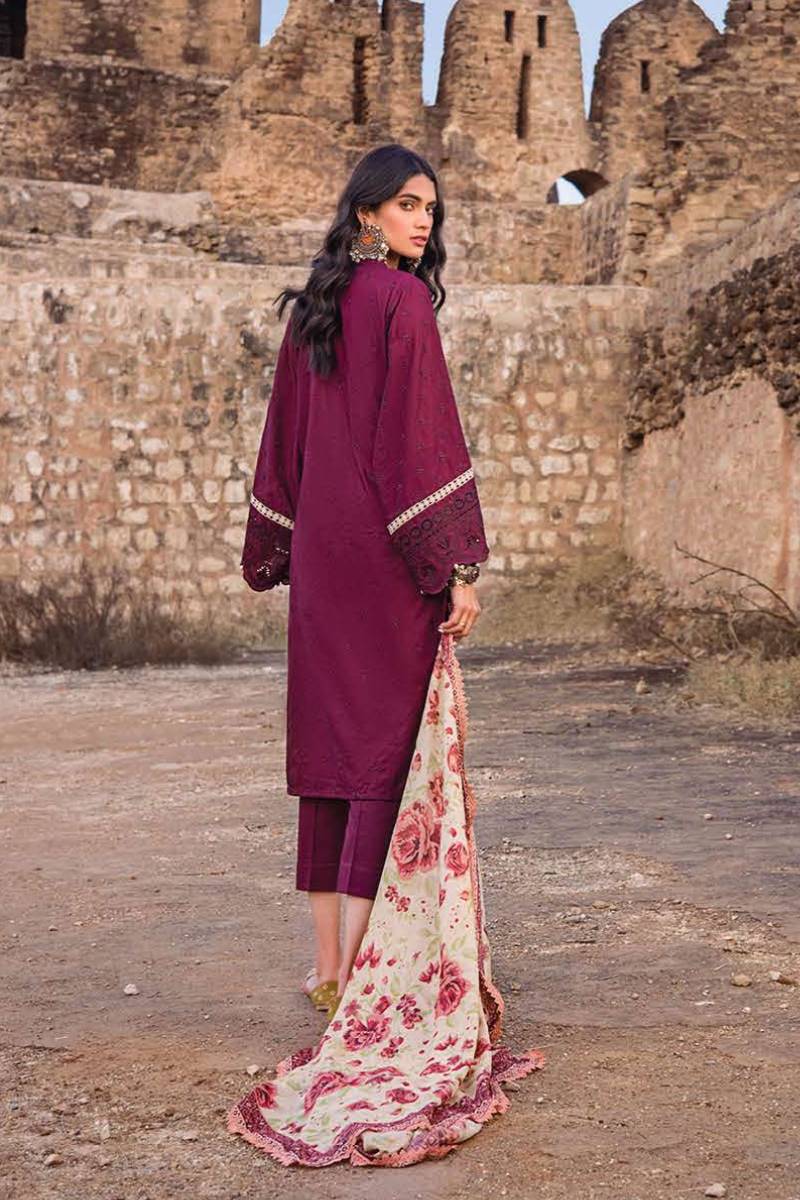 Zainab Chottani Chikankari'22