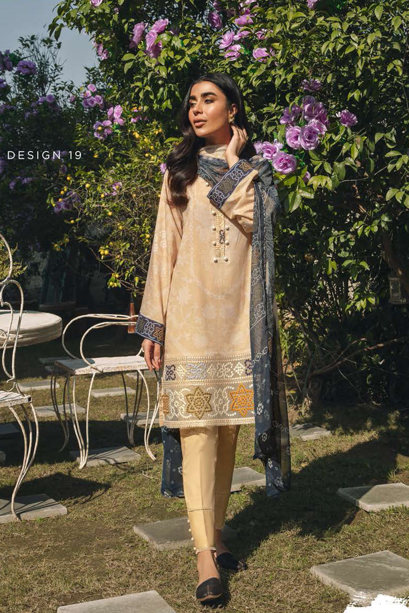 Mehrbano Premium Lawn Unstitched Collection 2022